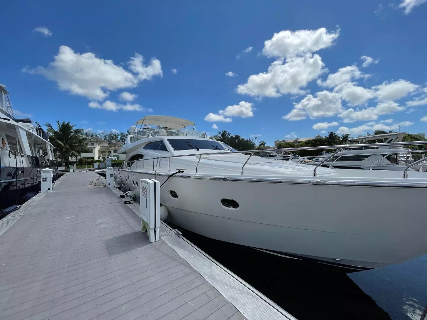 2001 Ferretti Yachts 680 - Image 3