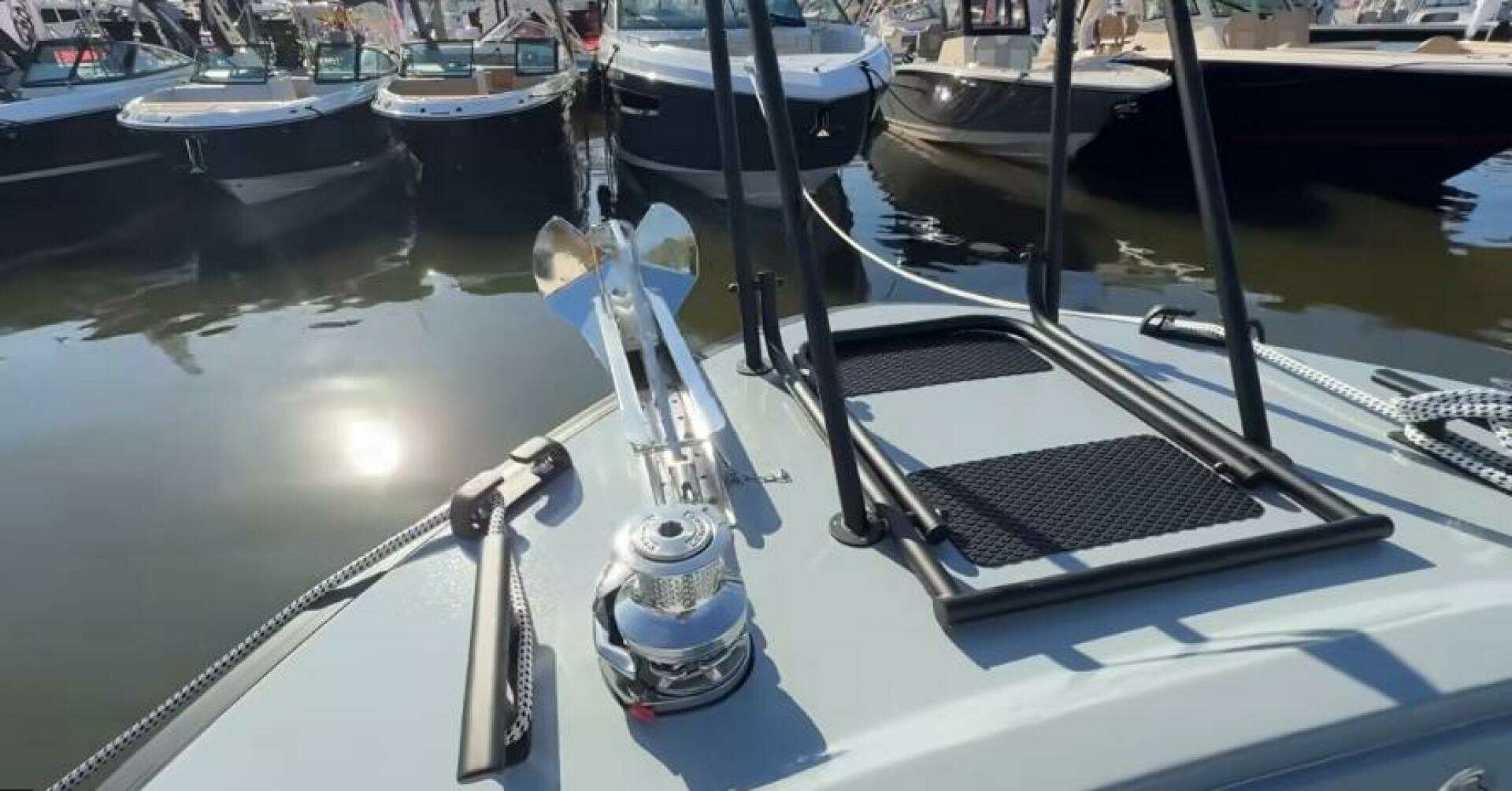 2025 Targa 37 Flybridge - Image 22