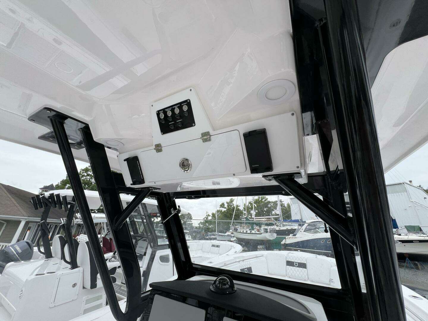 2025 Sea Fox 288 Commander - Image 10