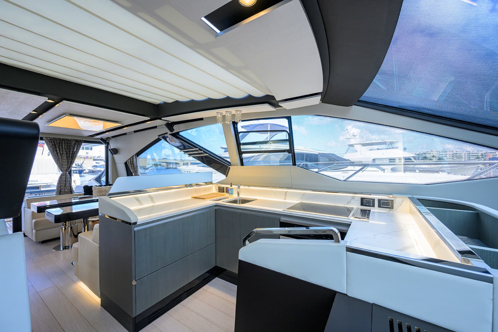 2019 Azimut S7 - Image 84