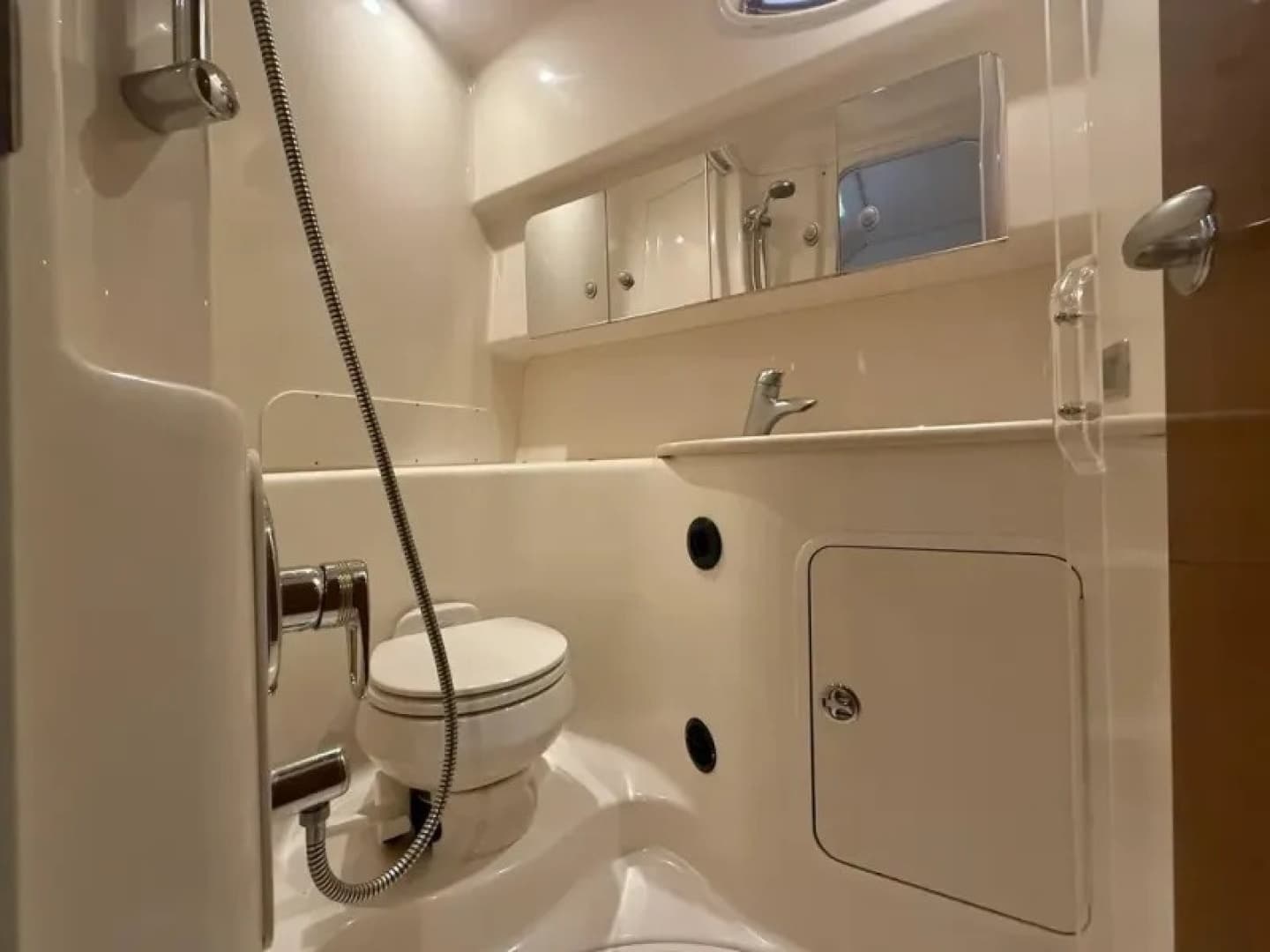 2004 Sea Ray 360 SUNDANCER - Image 50