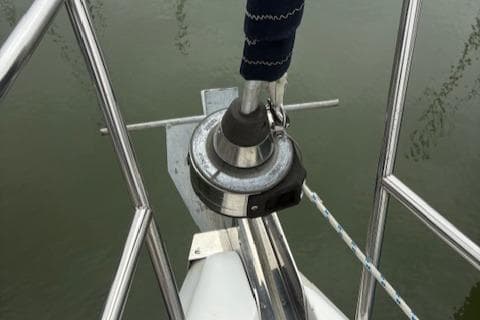 Bow of 2001 Hunter 340 sailboat with anchor and winch system.