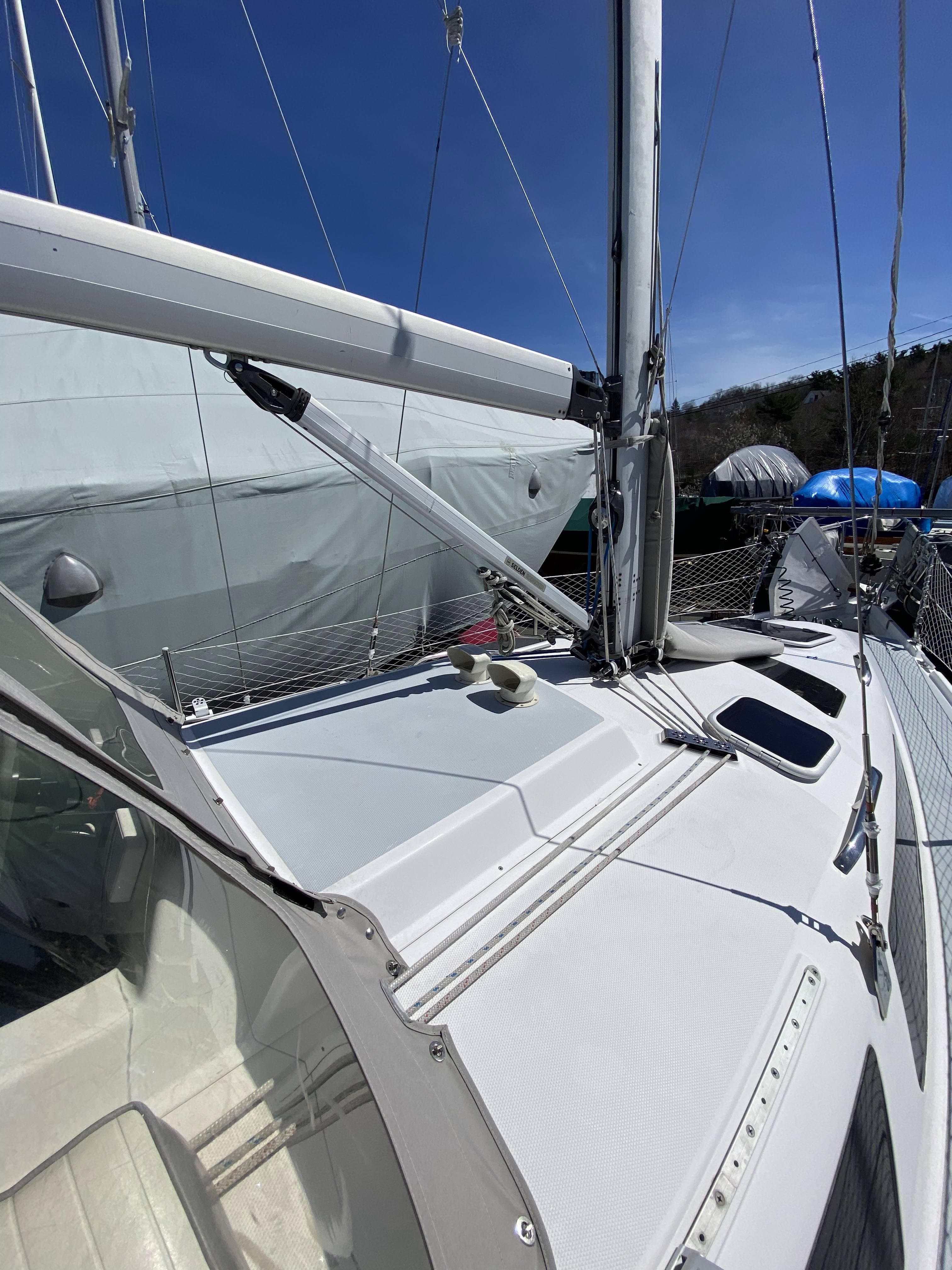 2001 Hunter 320 - 61