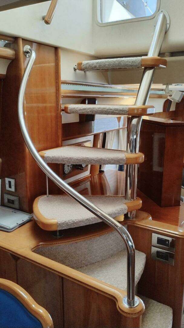 2001 Viking Princess 72 - Image 16