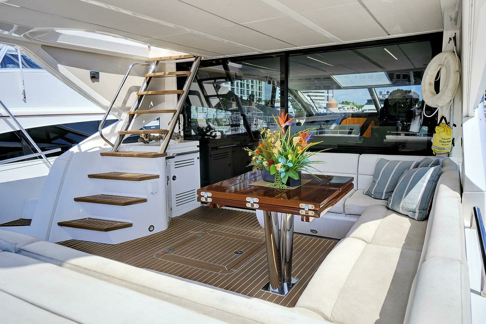 2017 Sunseeker 68 Sport Yacht - Image 13
