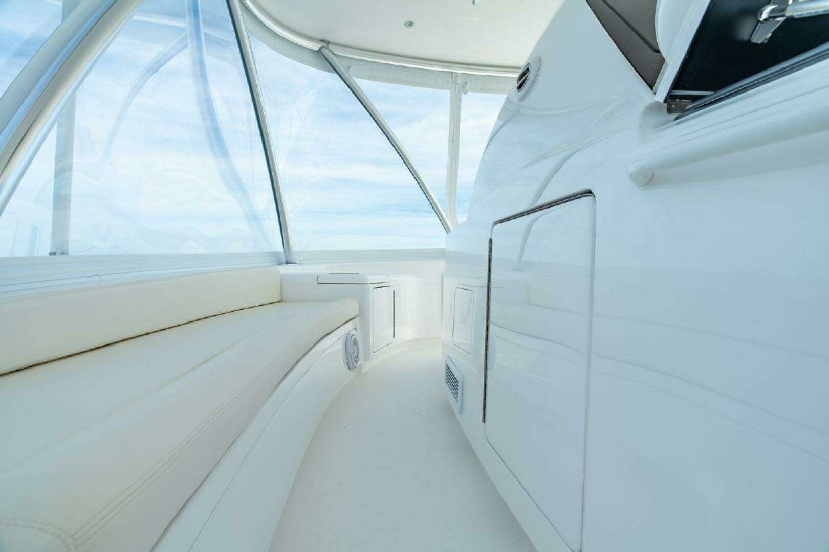 2025 Viking 64 Convertible - Image 19