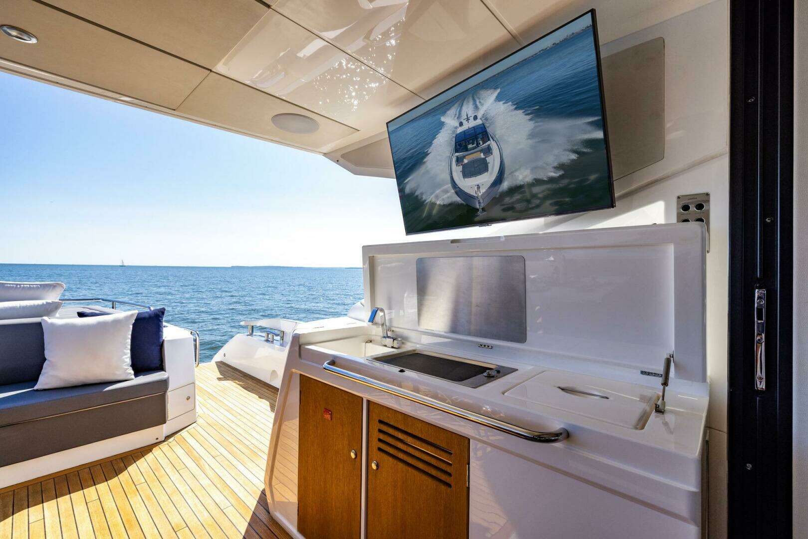 2020 Sunseeker Predator - Image 65