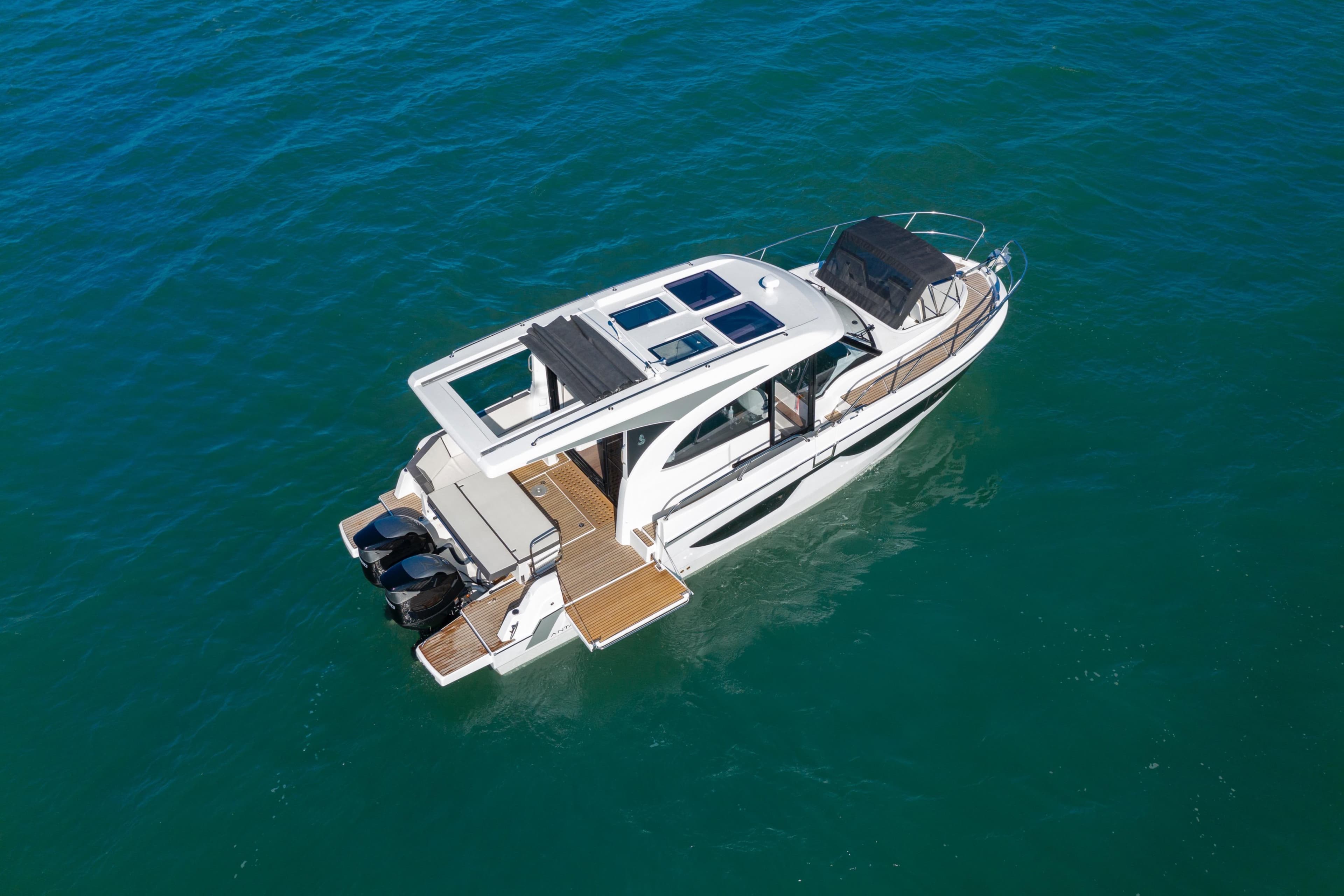 Beneteau Antares 11 Coupe 2026 on open water.