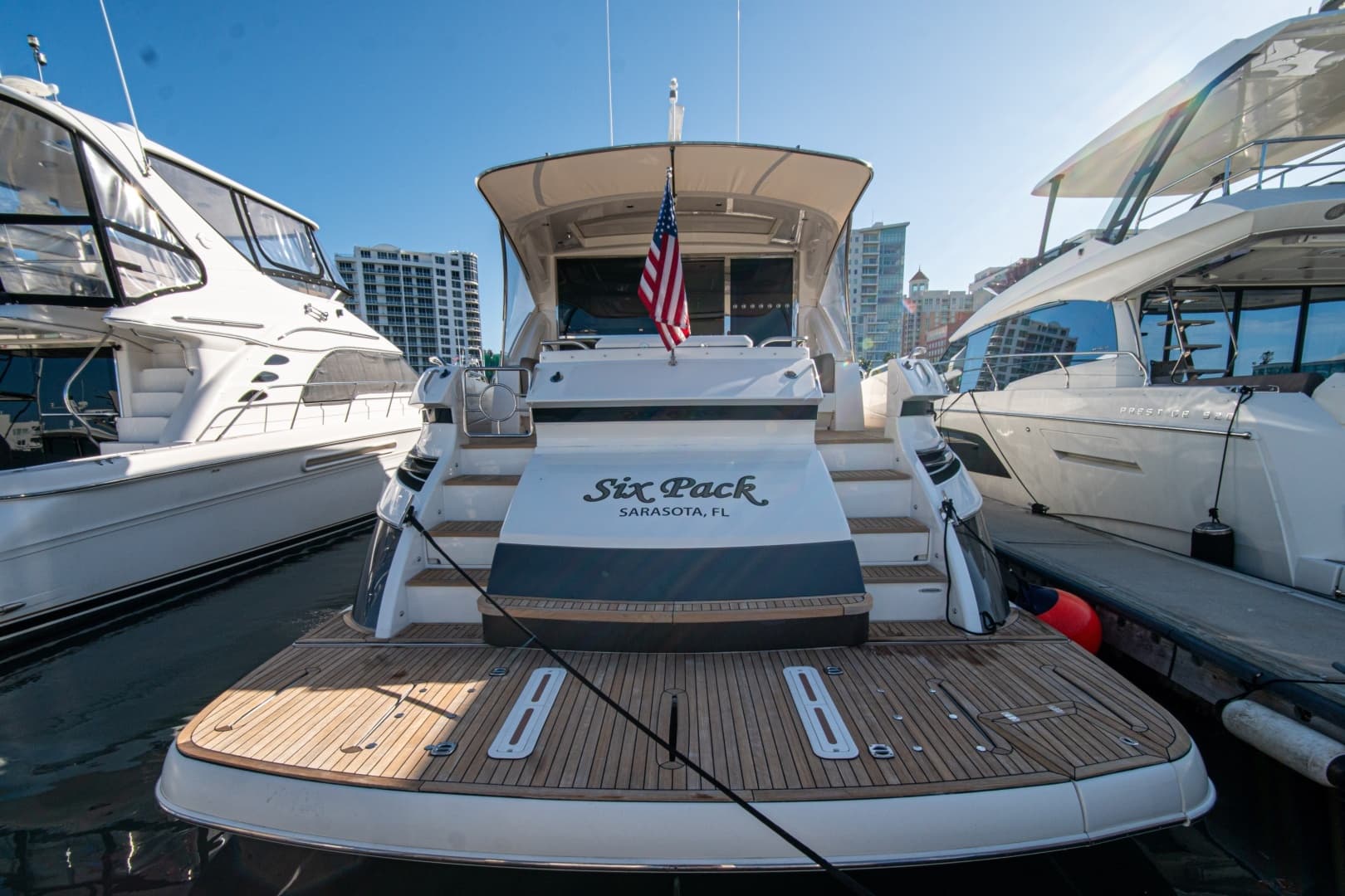 2015 Riviera 6000 Sport Yacht - Image 21