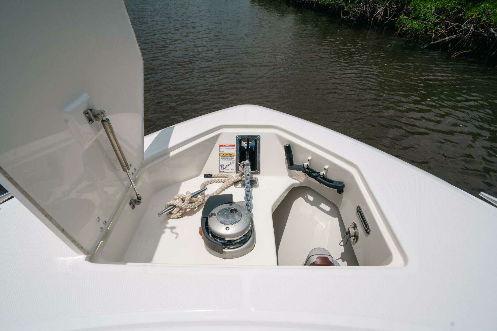 2019 Boston Whaler 330 Outrage - Image 11