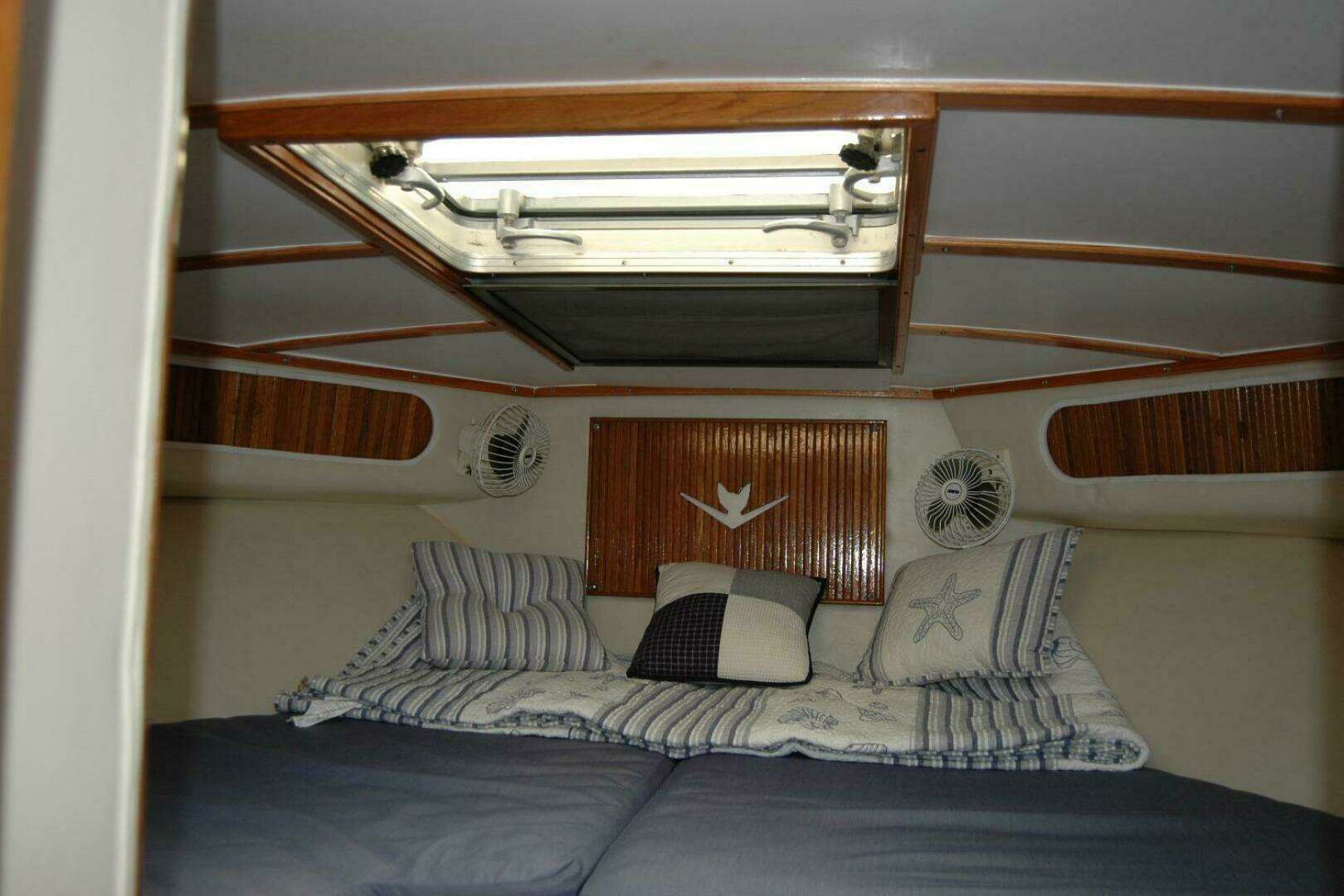 1987 Bertram 33 Sport Fisherman - Image 89