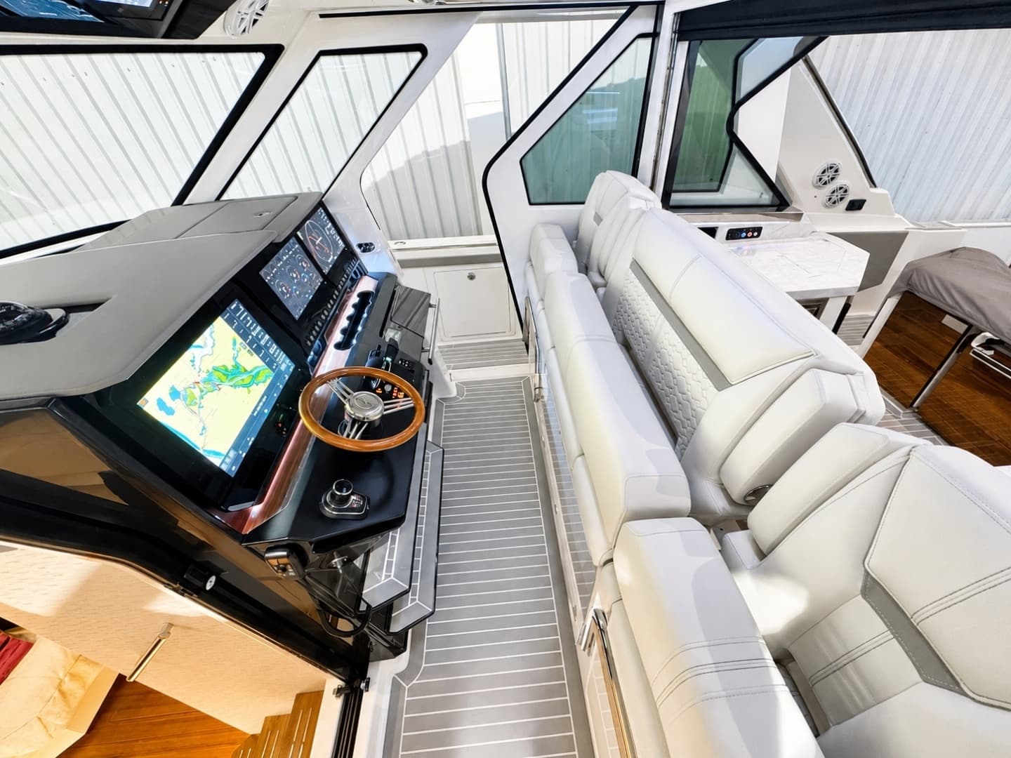 2023 Tiara Yachts 48 LS - Image 5
