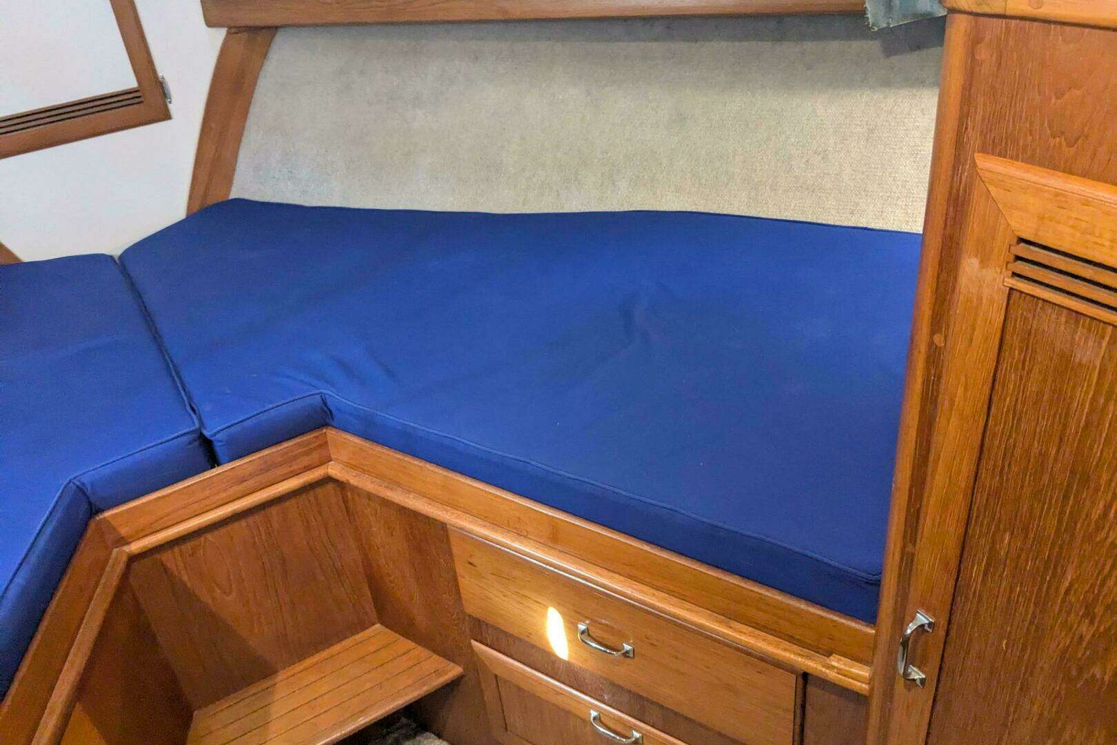 1988 Cape Dory 36 Flybridge Sedan Fast Trawler - Image 32
