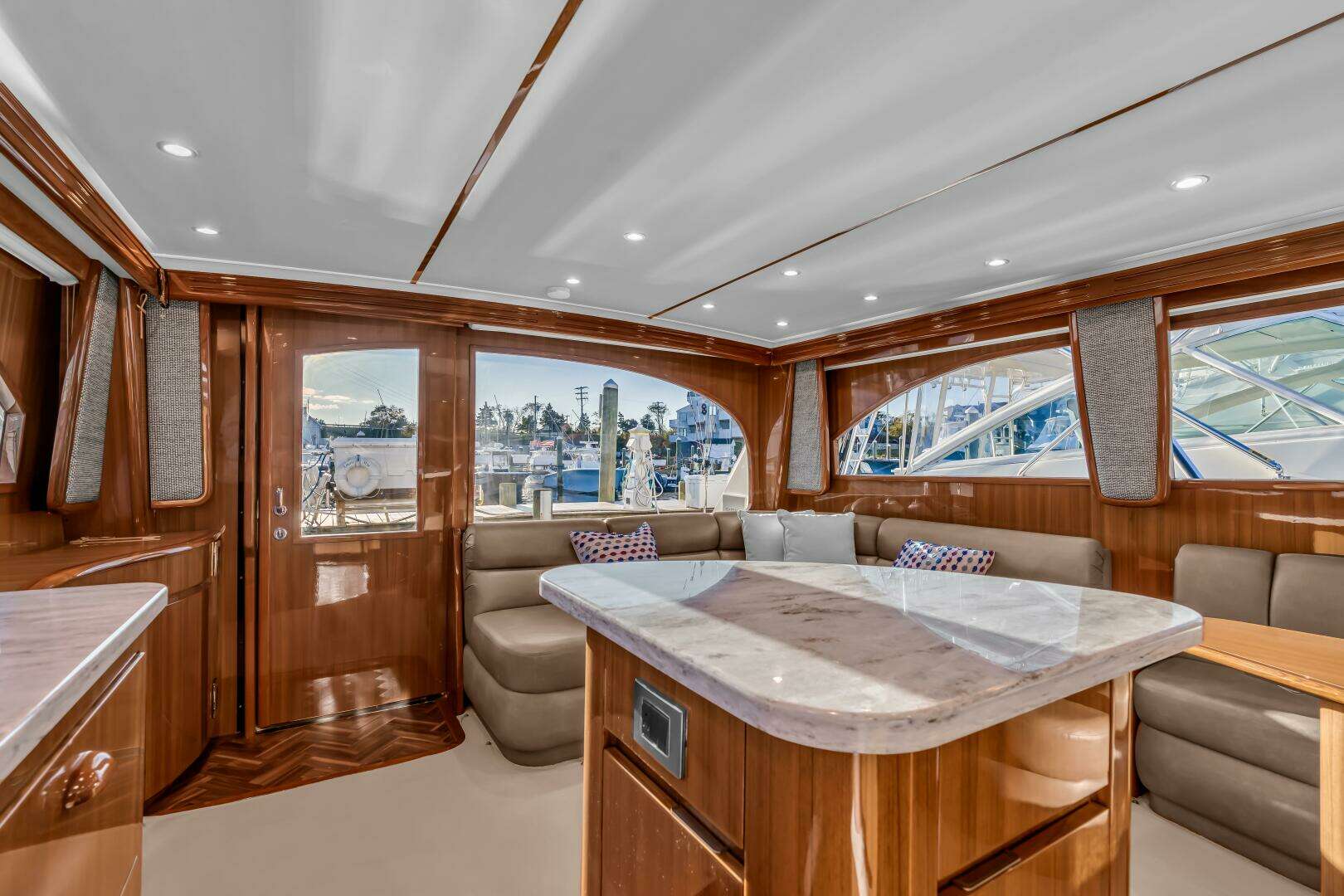 2015 Viking 46C - Image 40