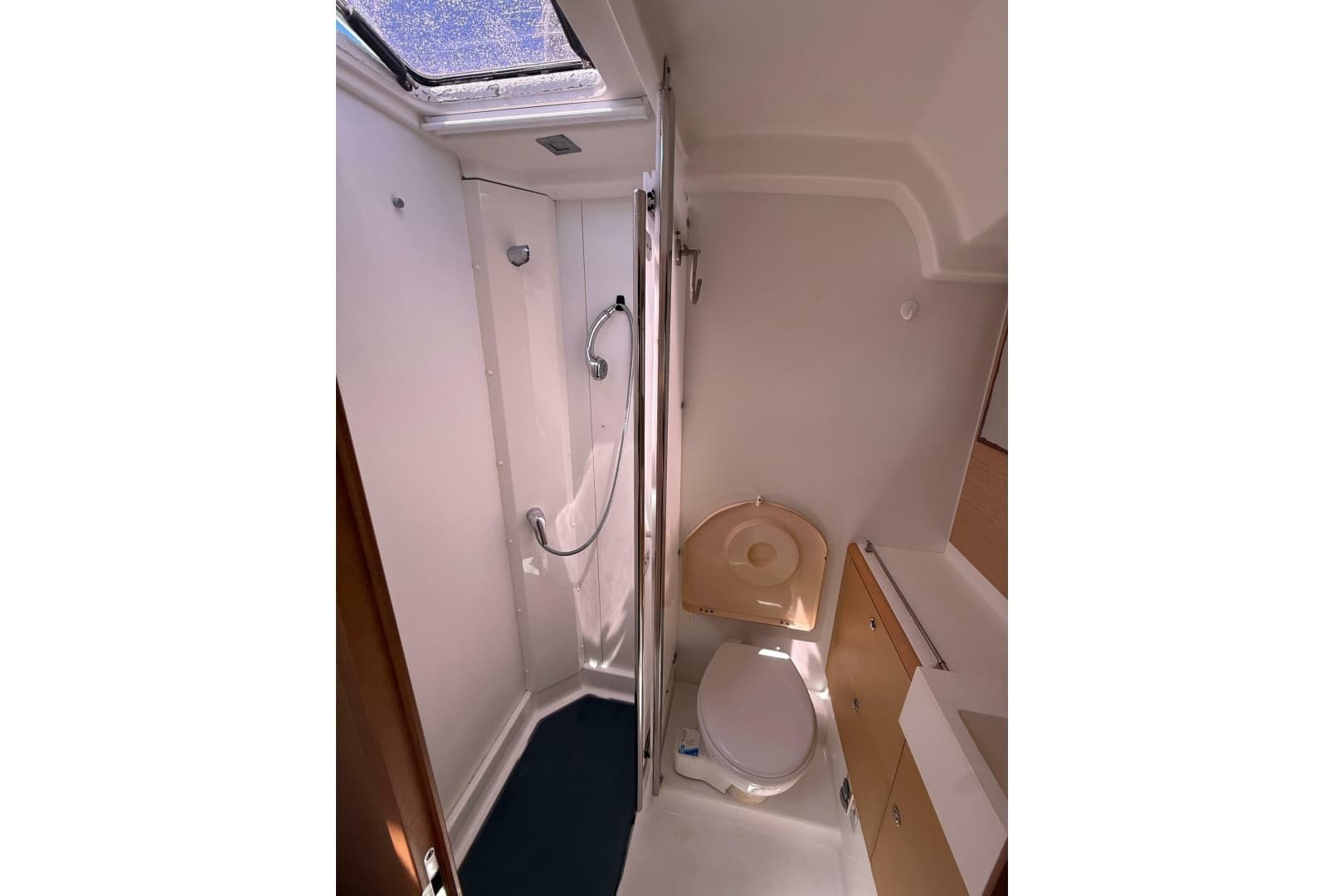 2008 Beneteau First 50 - Image 31