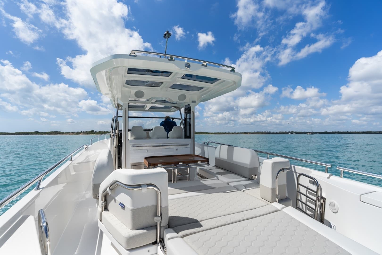 2026 Nimbus Sport Tender 42 - Image 22