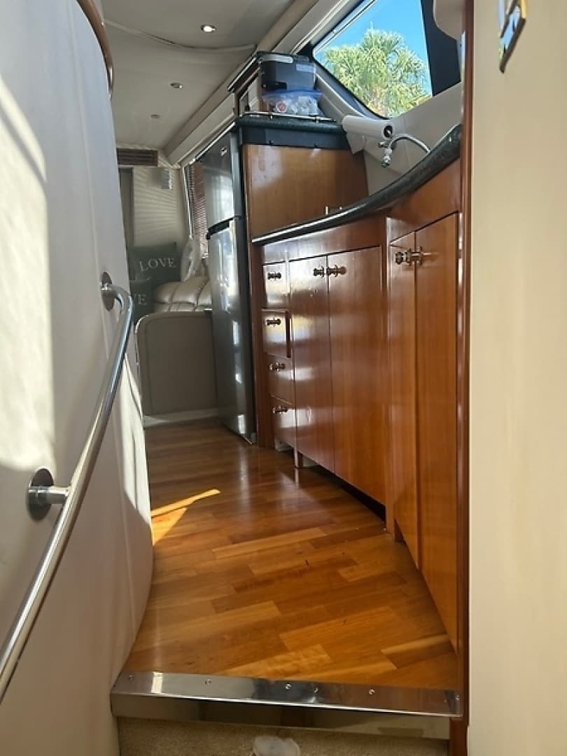 2000 Carver 450 Voyager Pilothouse - Image 20