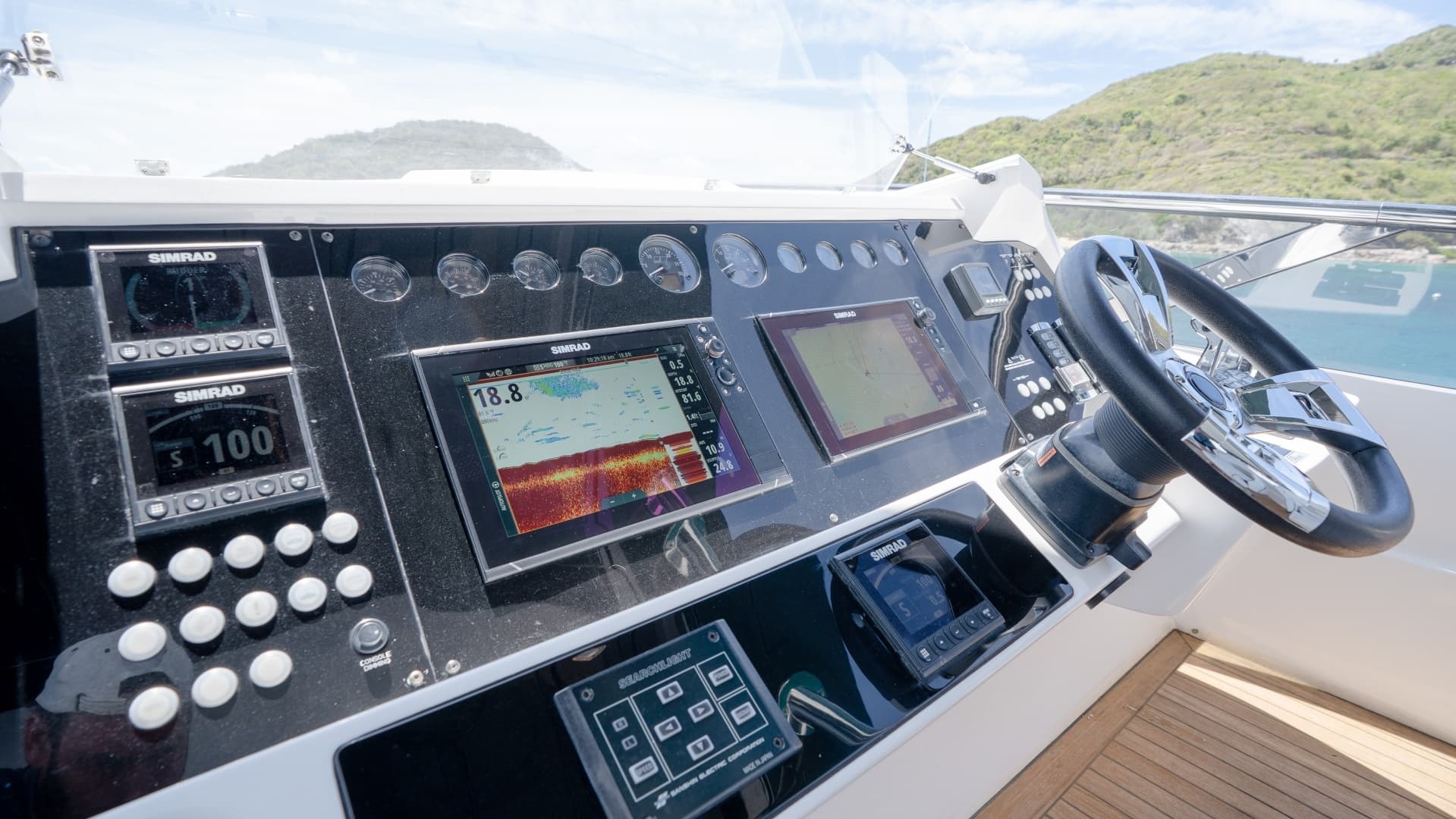 2017 Sunseeker 86 Yacht - Image 111