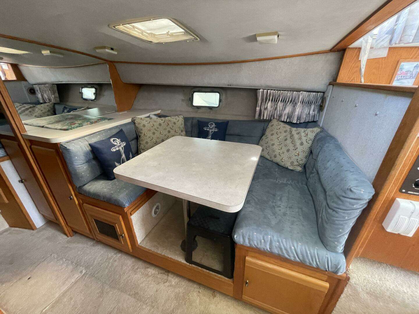 1989 Silverton 37 Convertible - Image 34
