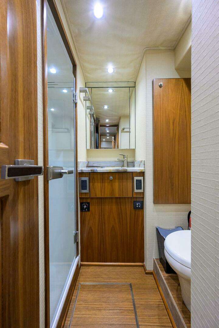 2017 Viking 92 Enclosed Bridge - Image 77