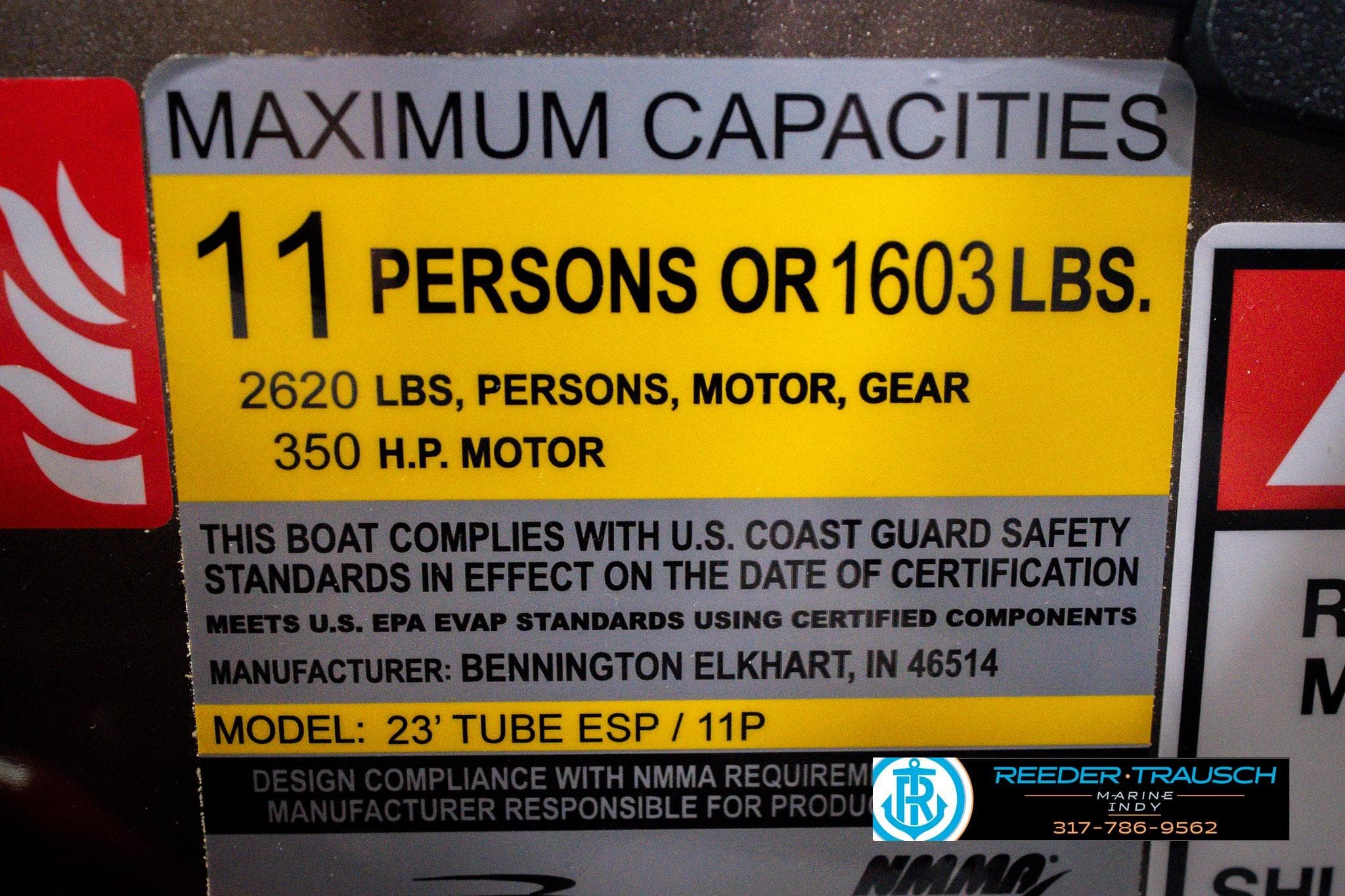 Capacity label for Bennington 24 MSB 2026 boat, 11 persons or 1603 lbs, 350 HP motor.