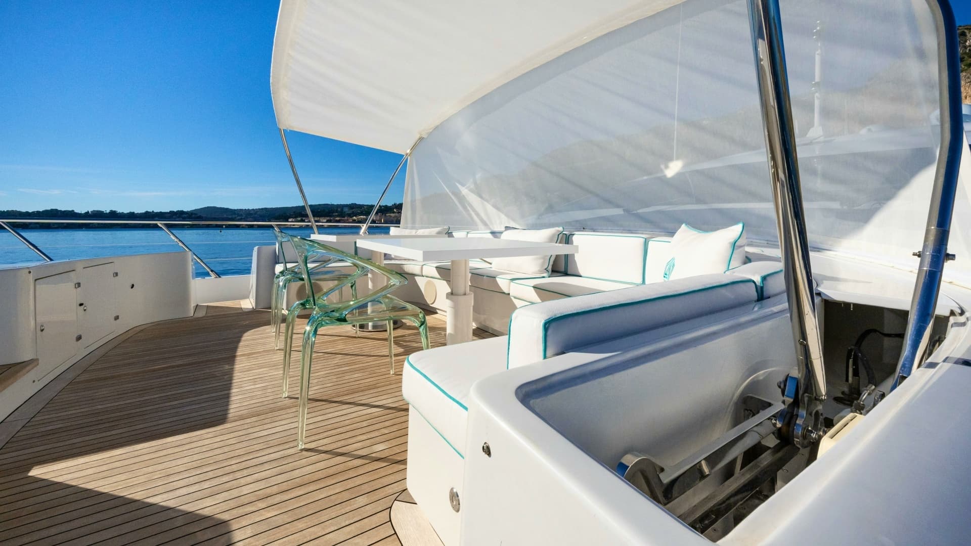 2007 Overmarine Mangusta 130 - Image 17