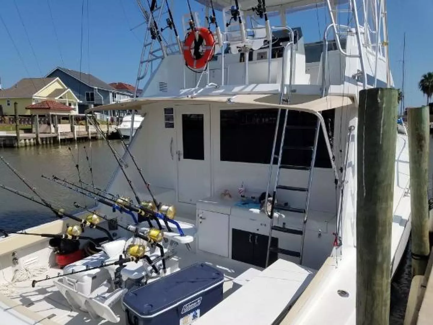 1988 Hatteras Convertible - Image 4