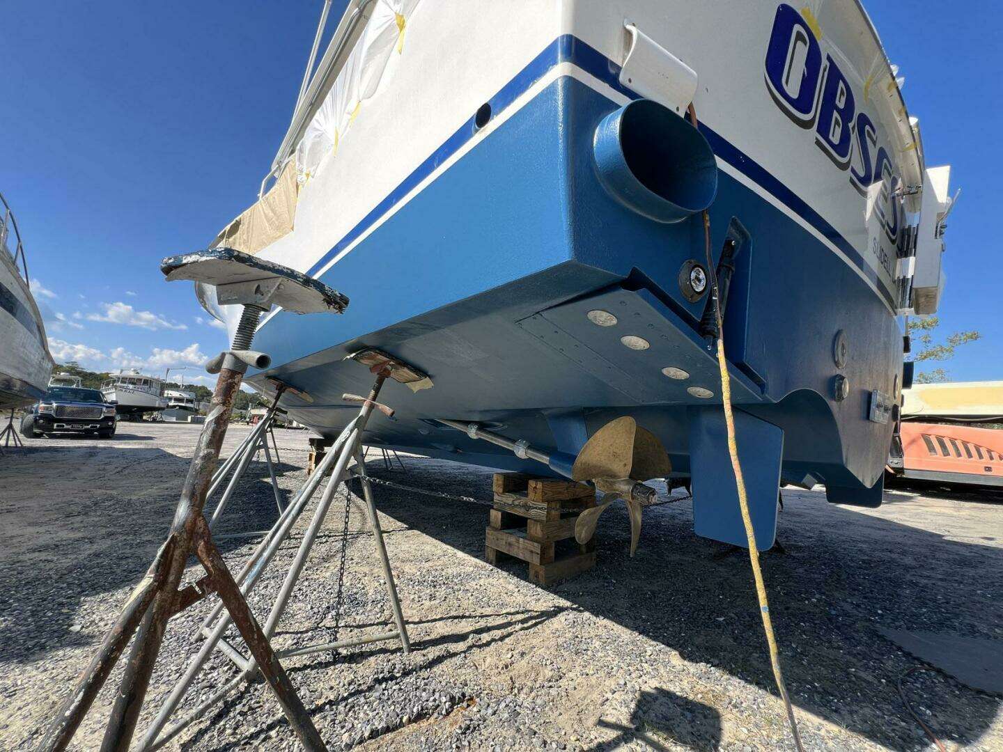 2004 Cabo Express - Image 20
