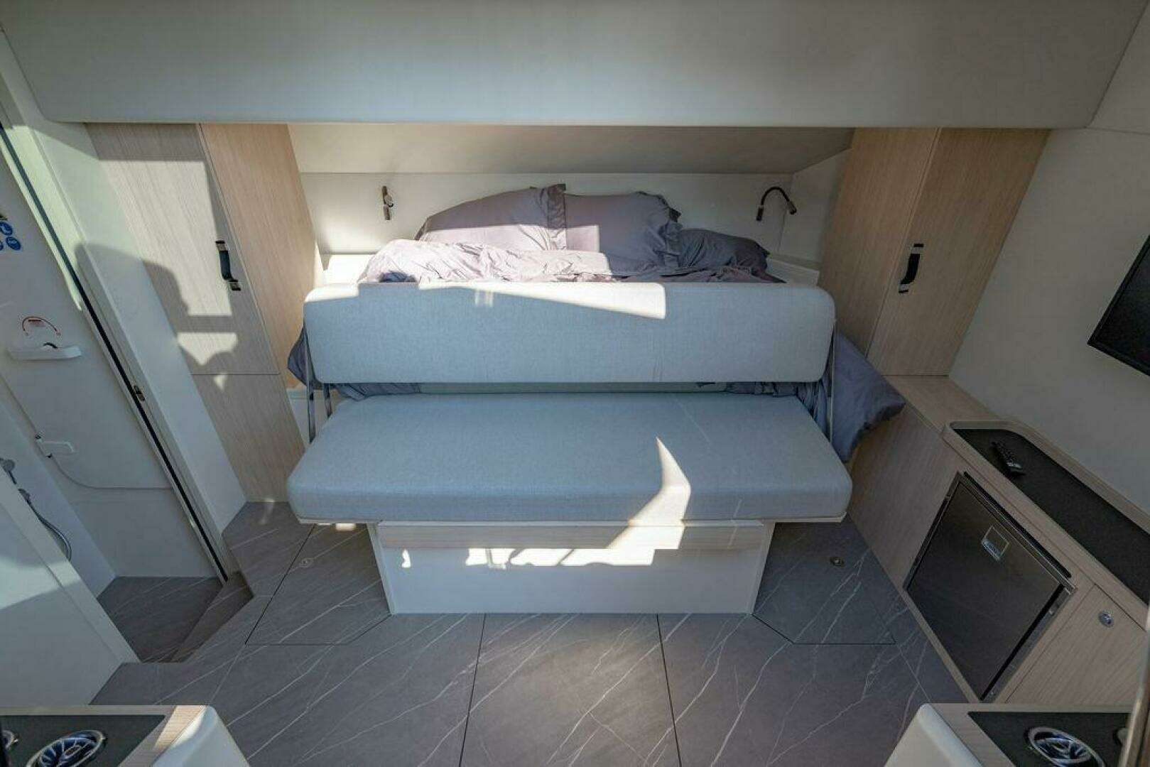 2023 Absolute 64 Navetta - Image 43