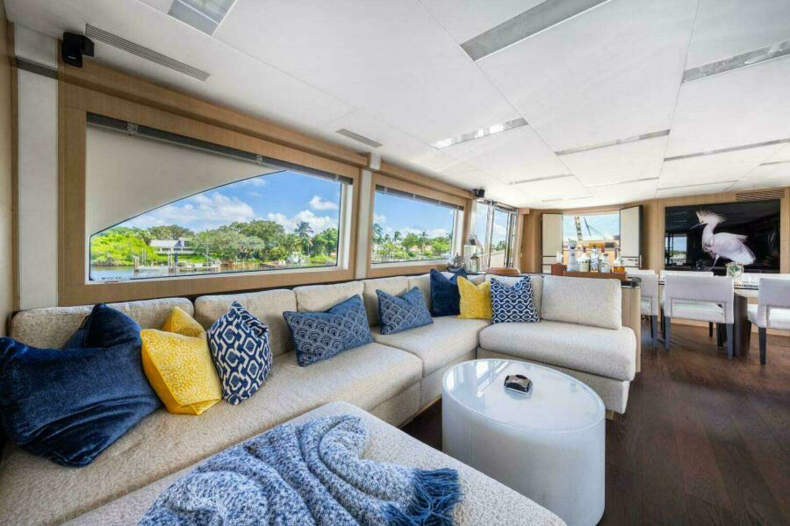 2015 Monte Carlo Yachts MCY86 - Image 46