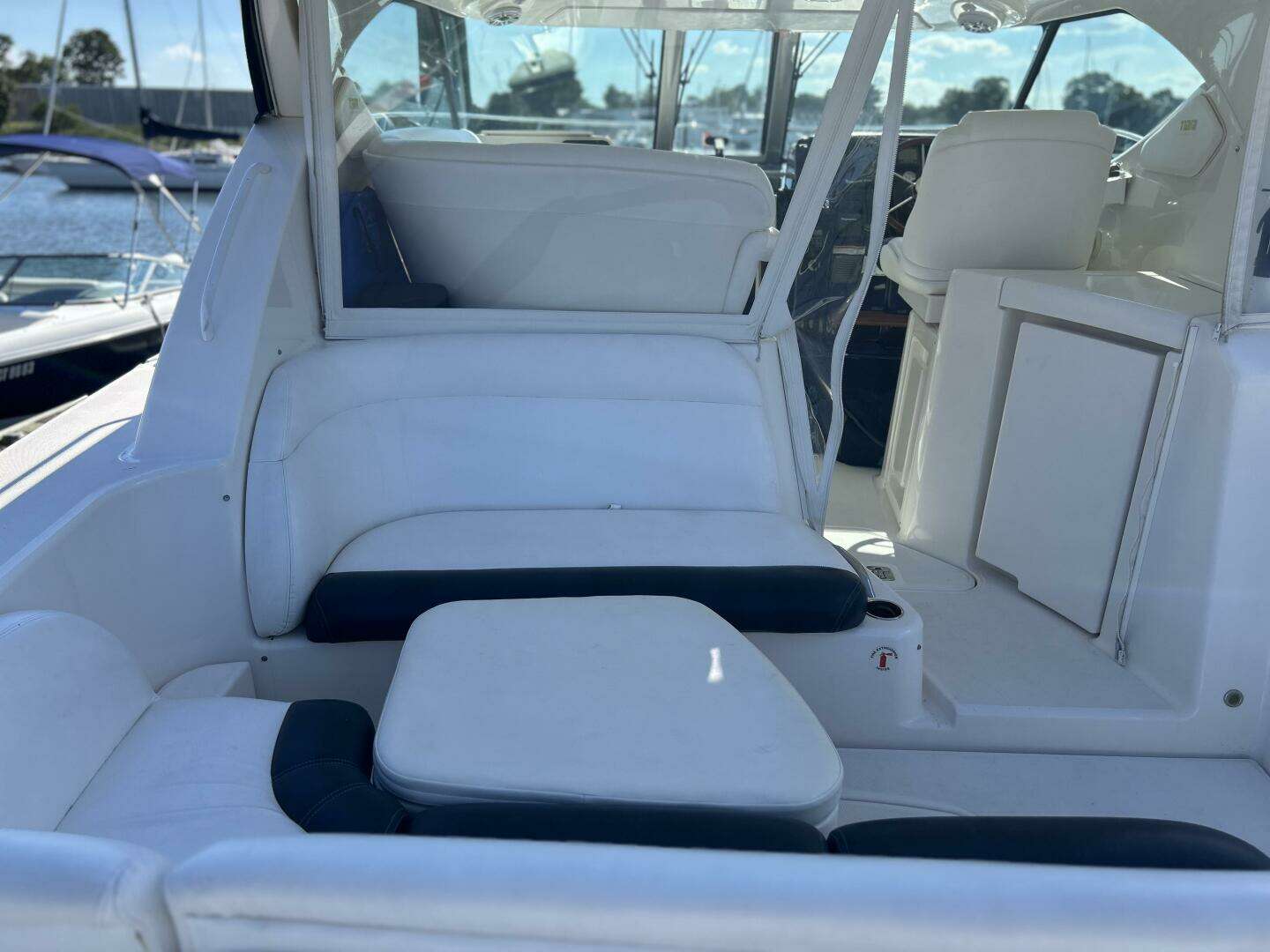 2008 Tiara Yachts 3500 Sovran - Image 10