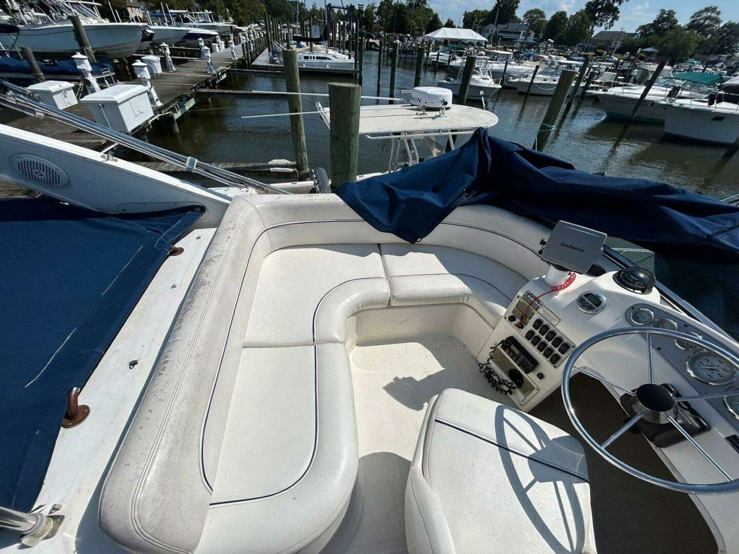 2008 Bayliner Discovery 288 - Image 24