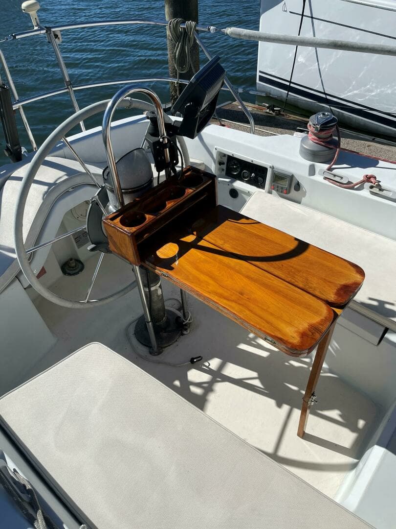 1984 C&C 35 Mk III - Image 9