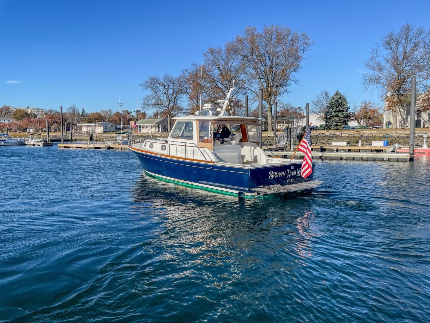 2001 Grand Banks Eastbay 38 HX - Image 5
