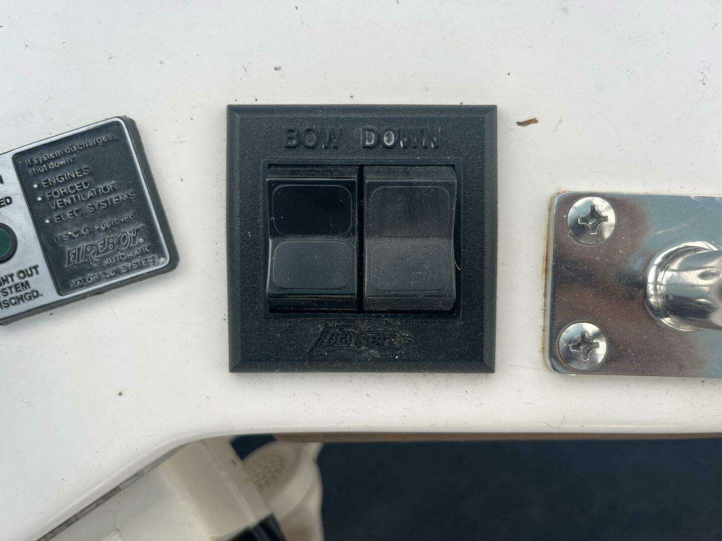 1987 Symbol 44 Sun Deck MK II - Image 97