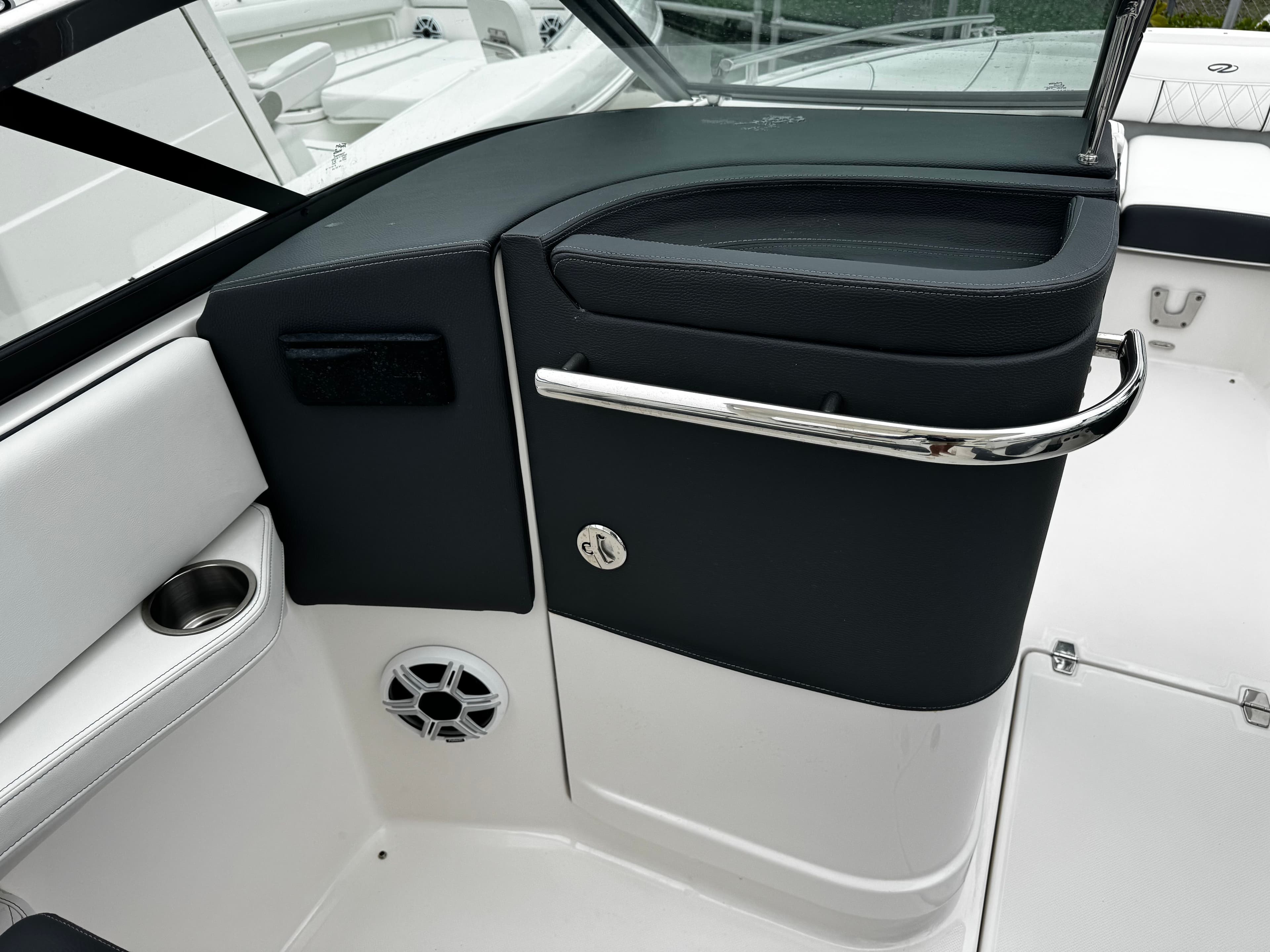 2026 REGAL LX6 - Image 14