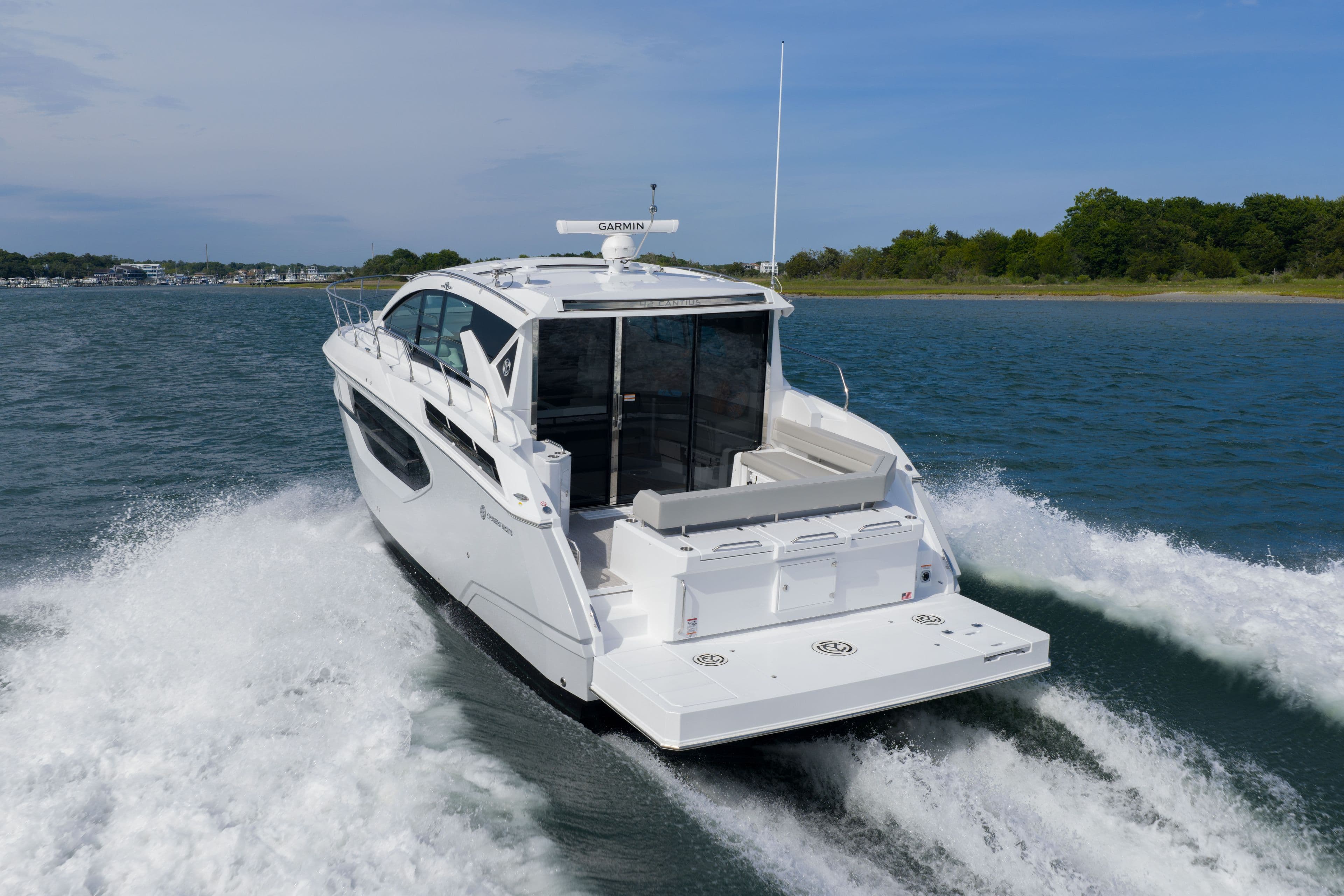 2026 Cruisers Yachts 42 Cantius - 8
