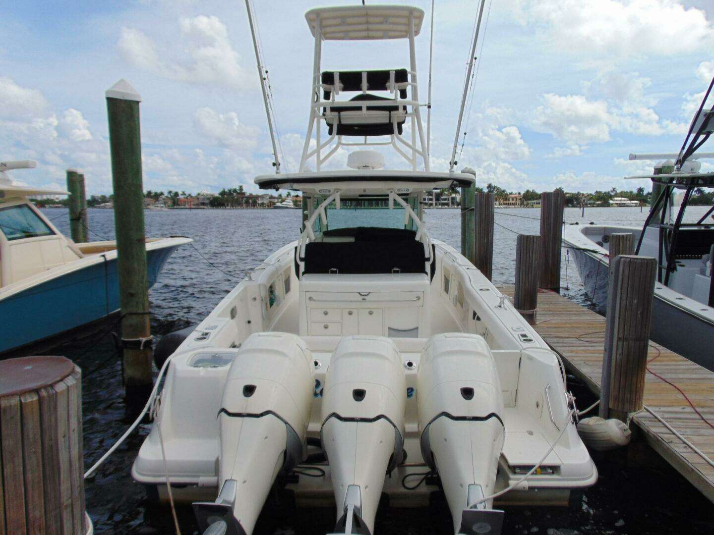 2013 Boston Whaler 370 Outrage - Image 8