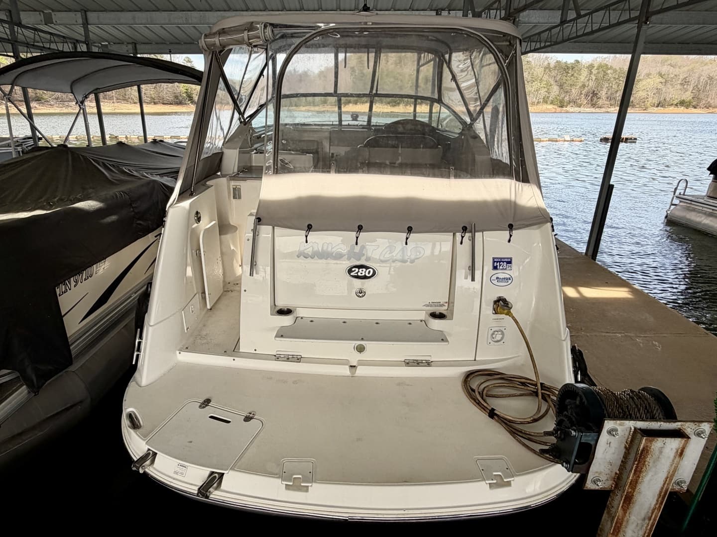 2008 Rinker 280 Express Cruiser - Image 15