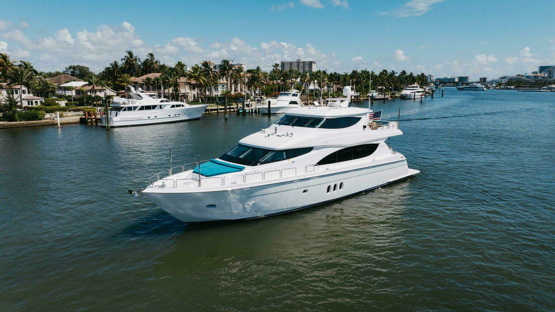 2014 Hatteras 80 - Image 3