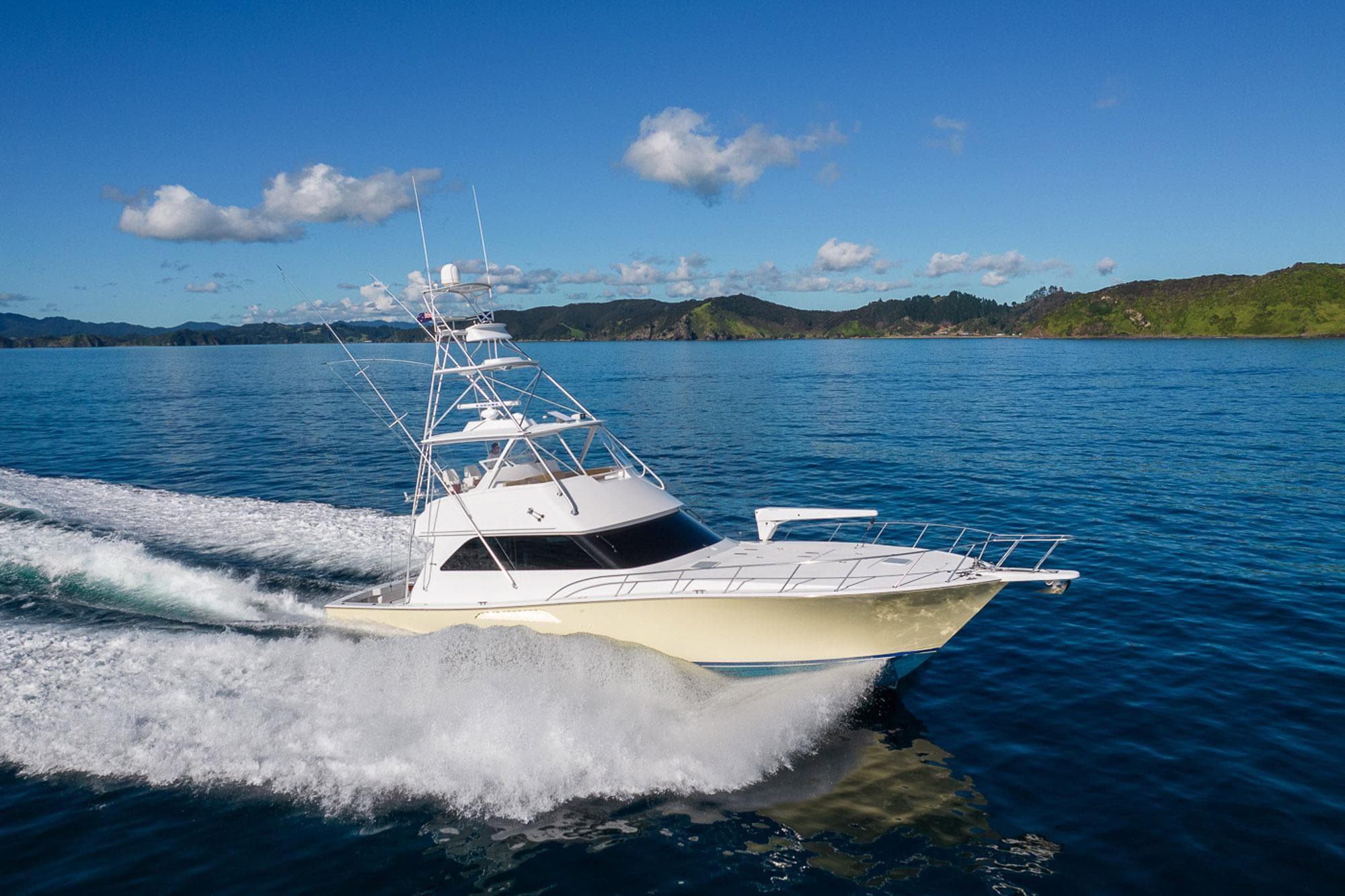 2002 Viking 55 Convertible