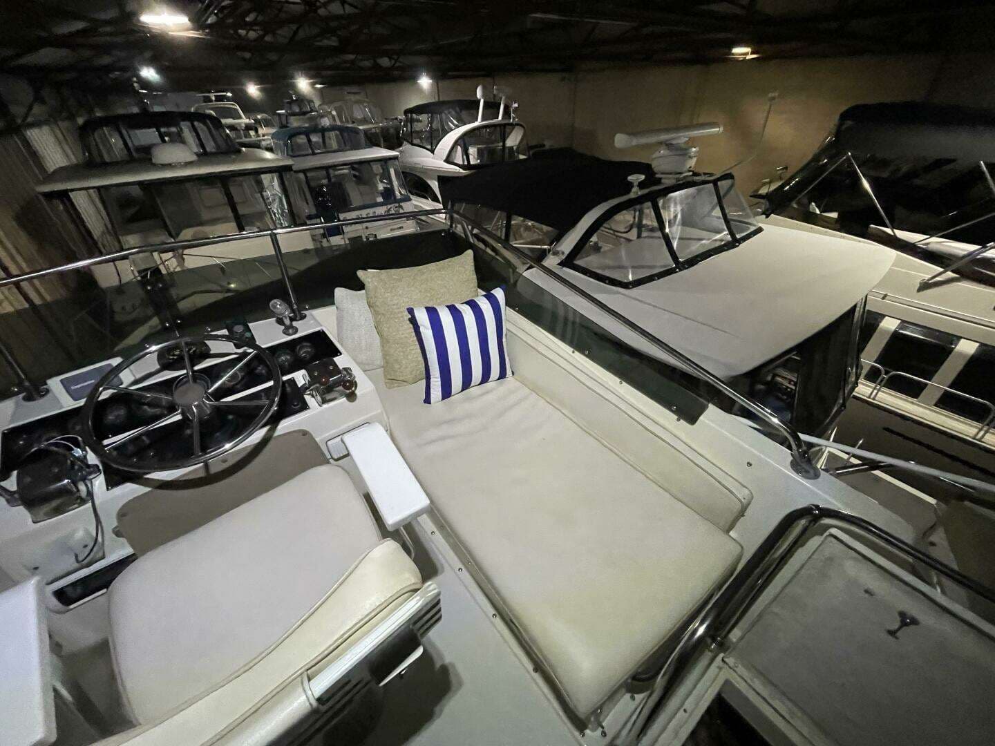 1986 Egg Harbor 40 Motor Yacht - Image 6