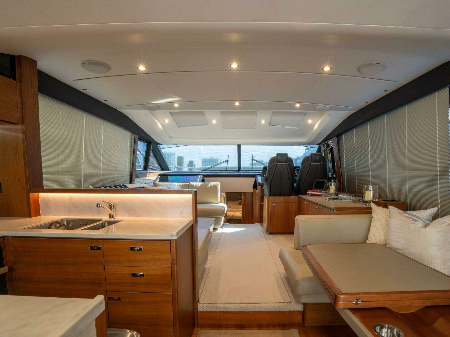 2020 Princess S66 - Image 36