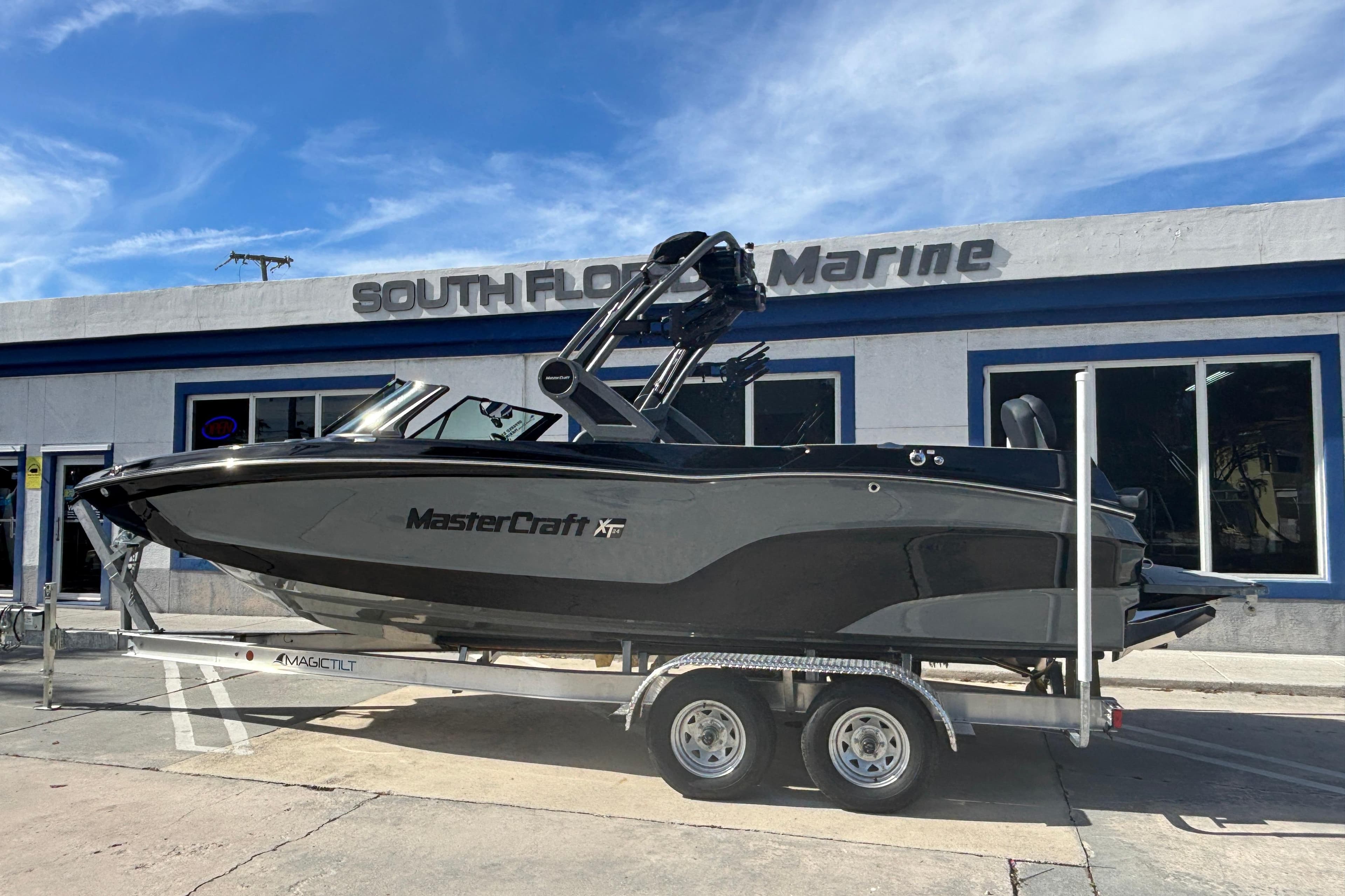 2026 MasterCraft XT24