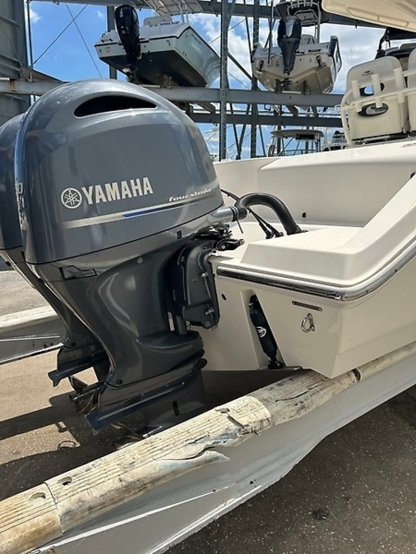 2022 Cobia 262 - Image 42