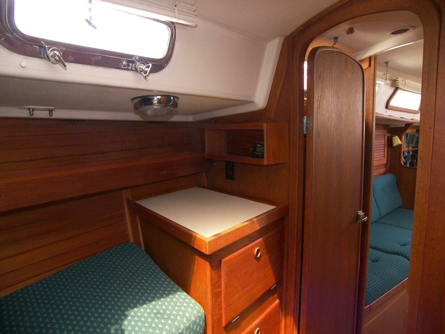 1994 Sabre 34 - Image 16
