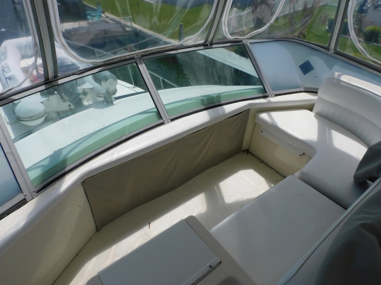 1987 Sea Ray 460 Convertible - Image 22