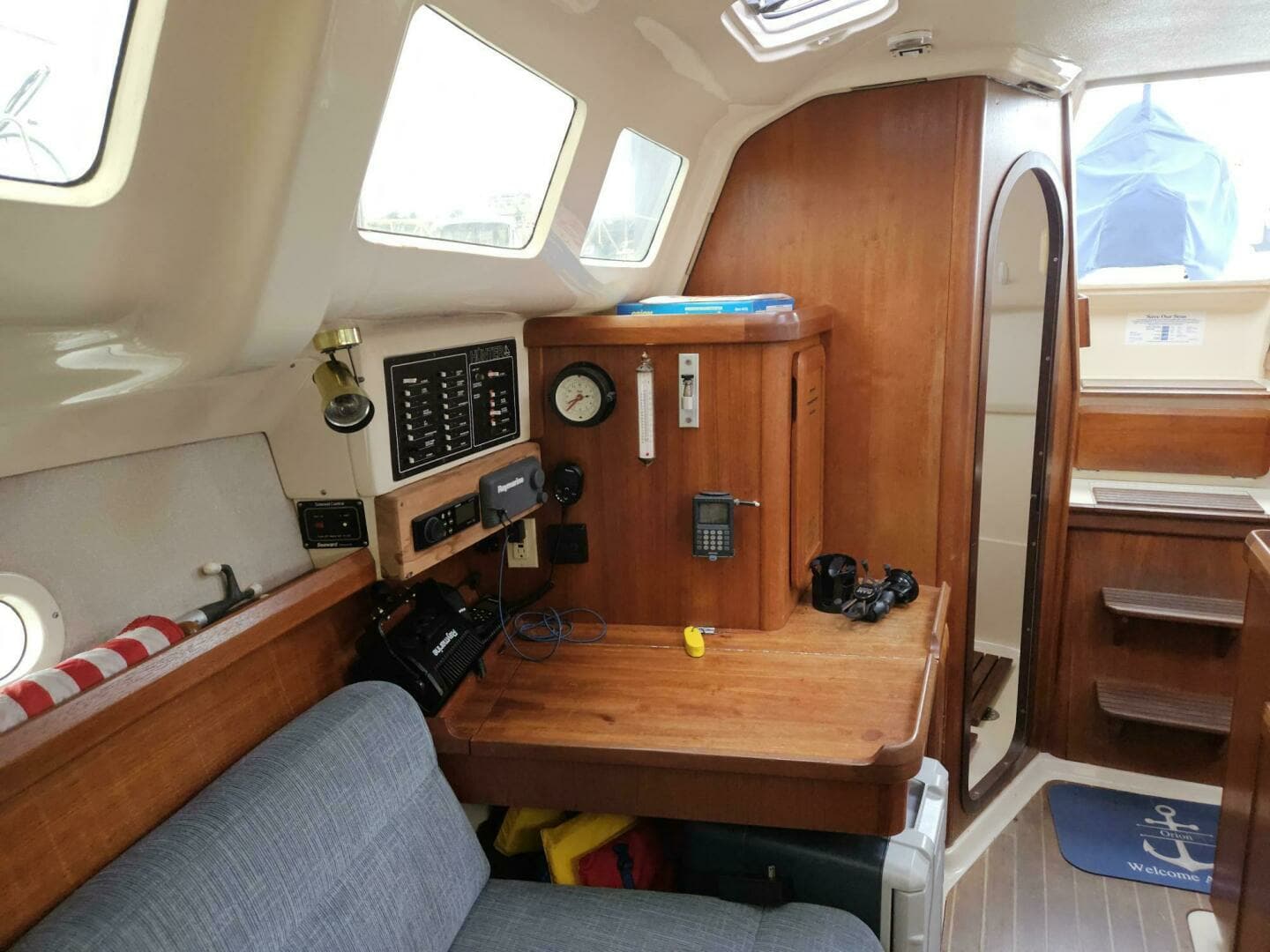 1996 Hunter 336 - Image 30