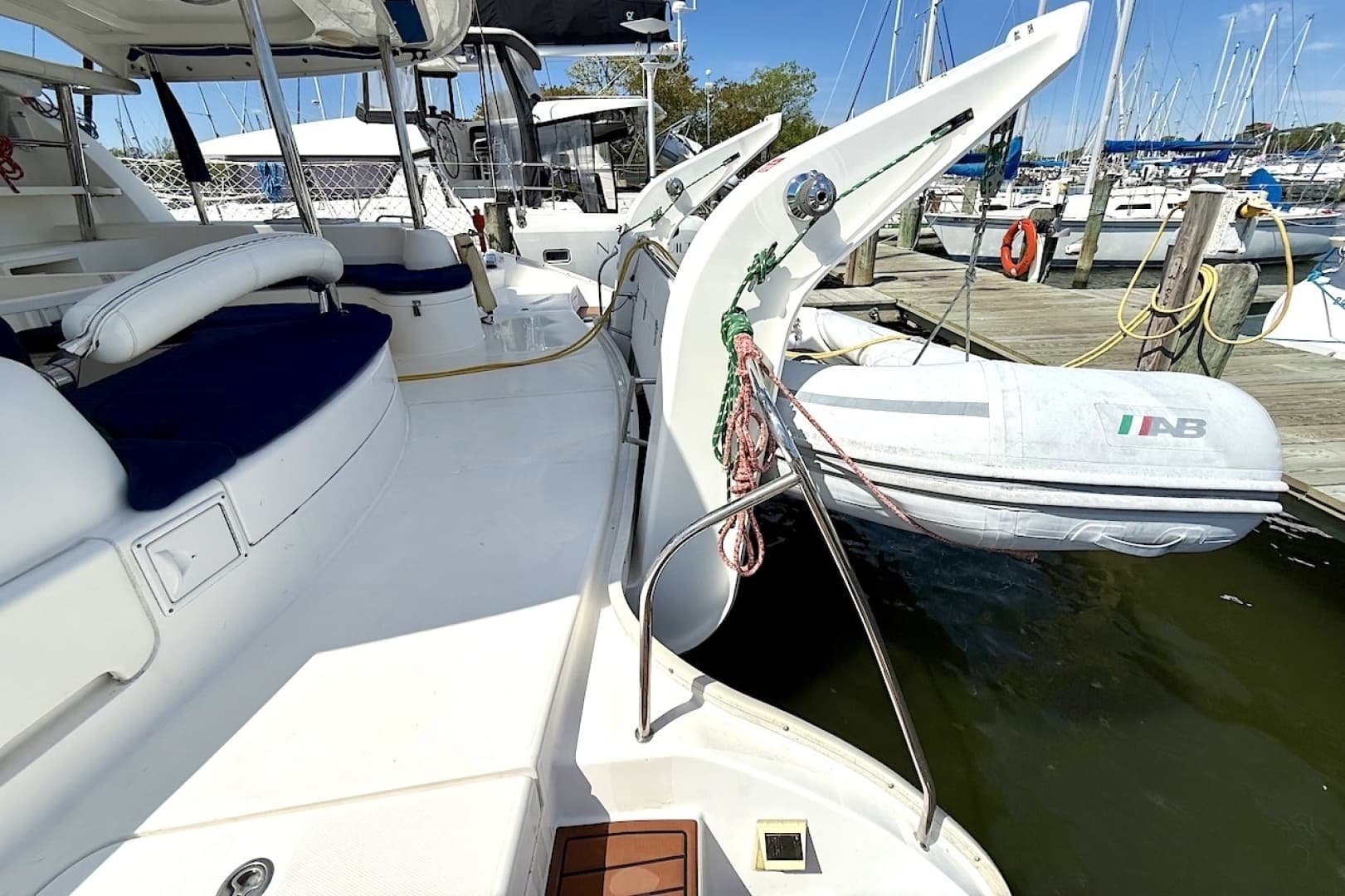 2010 Leopard 46 - Image 43