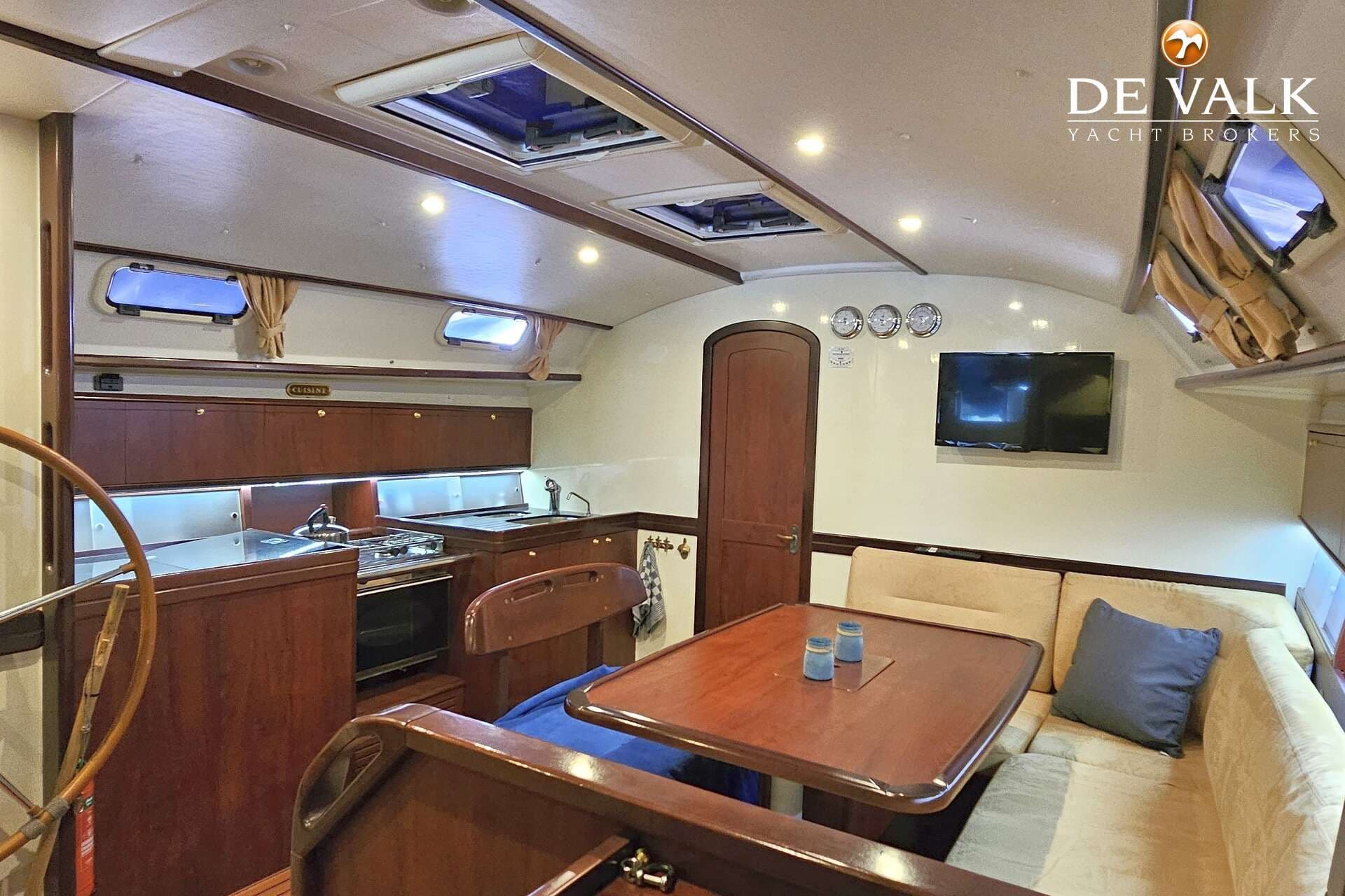 2007 Harmony 47 - 22